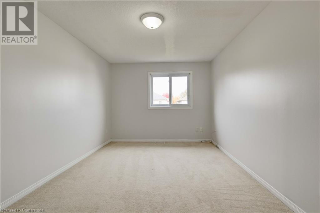 656 New Hampshire Street, Waterloo, Ontario  N2K 4L8 - Photo 33 - 40670153