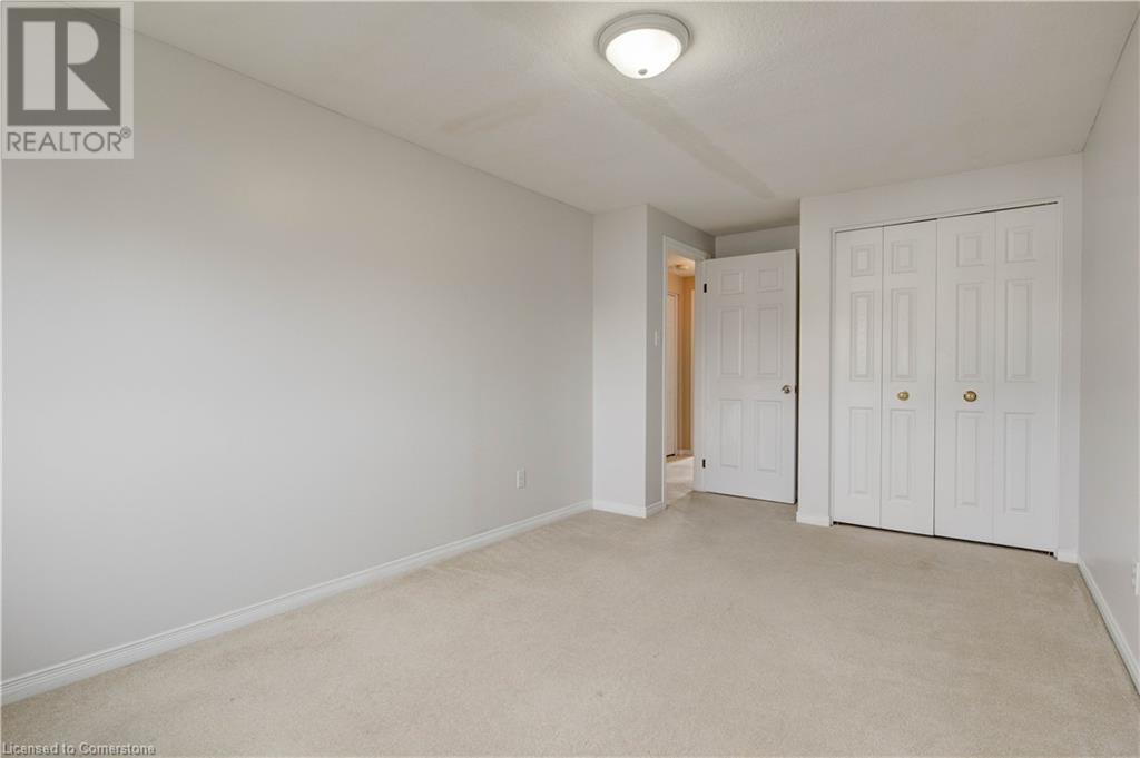 656 New Hampshire Street, Waterloo, Ontario  N2K 4L8 - Photo 34 - 40670153