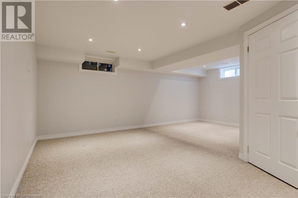 656 New Hampshire Street, Waterloo, Ontario  N2K 4L8 - Photo 36 - 40670153