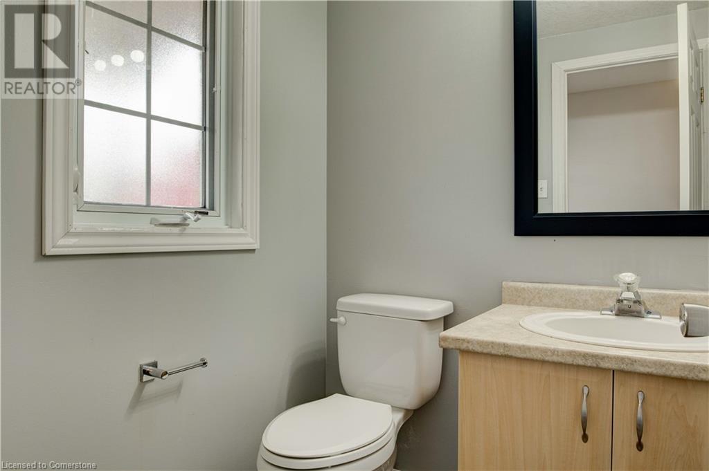 656 New Hampshire Street, Waterloo, Ontario  N2K 4L8 - Photo 6 - 40670153