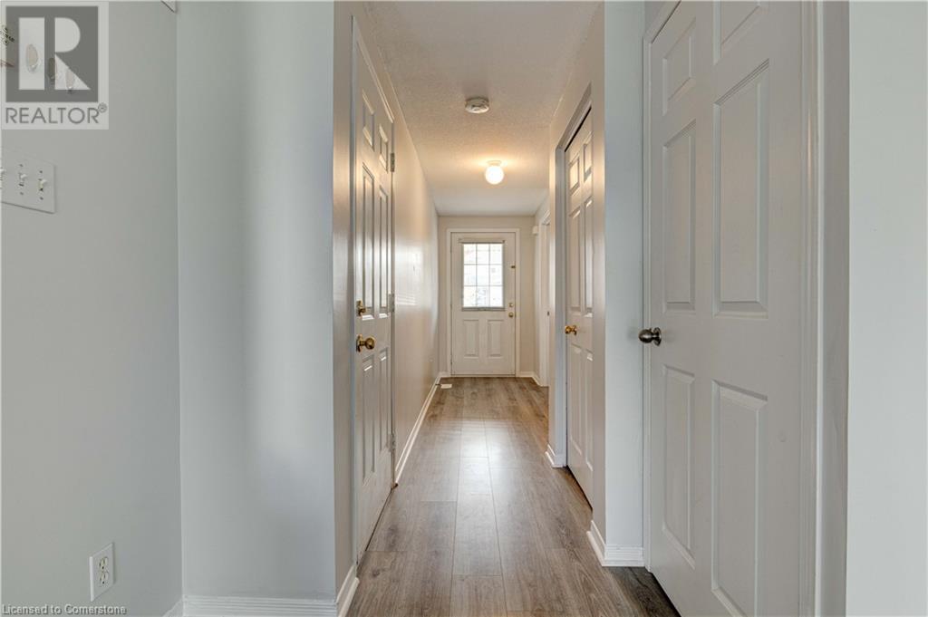 656 New Hampshire Street, Waterloo, Ontario  N2K 4L8 - Photo 9 - 40670153