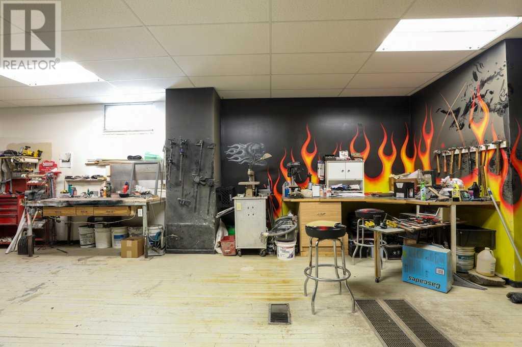 421 2 Avenue  N, Vauxhall, Alberta  T0K 2K0 - Photo 8 - A2175917