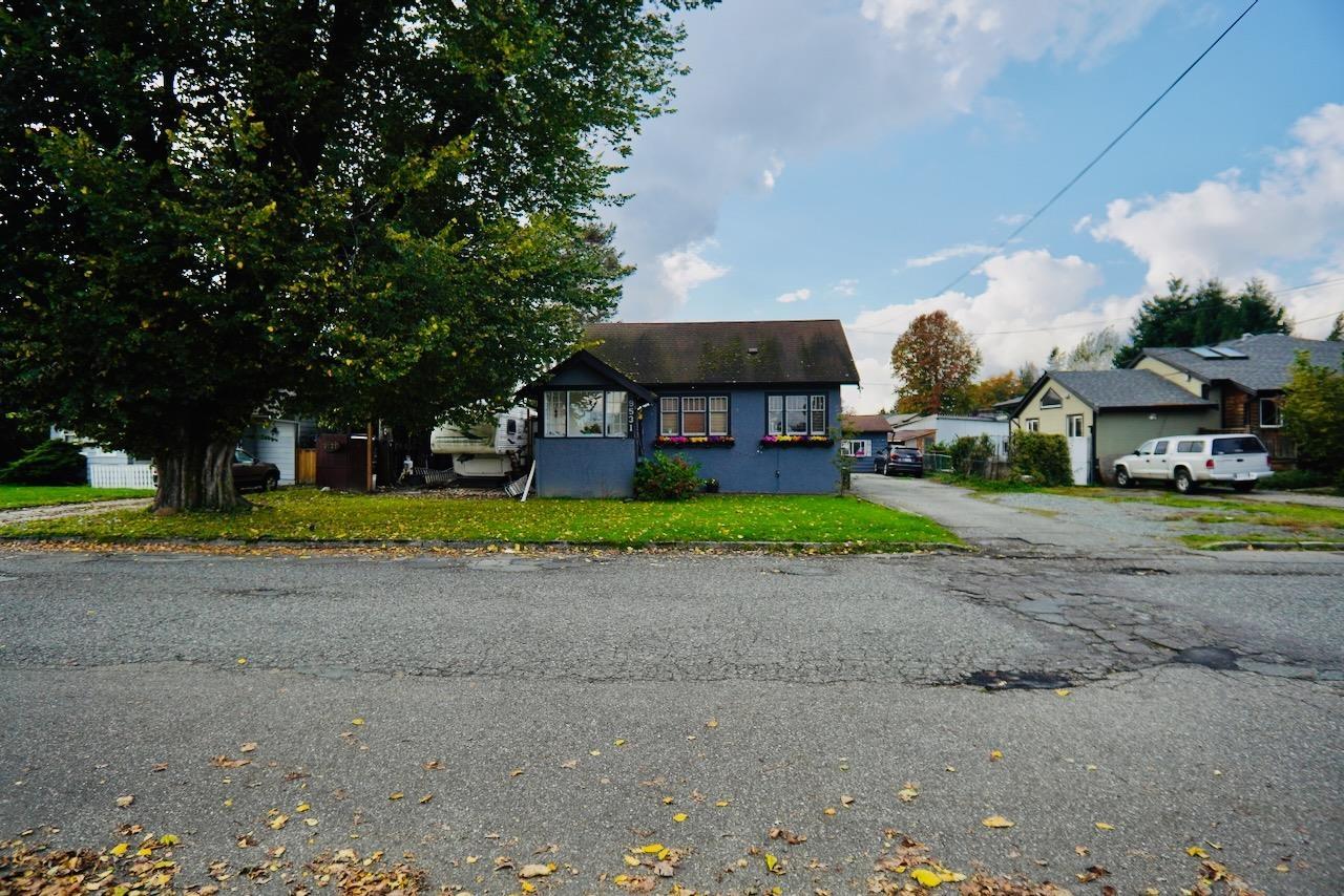 Property at 9531 WOODBINE STREET image 1