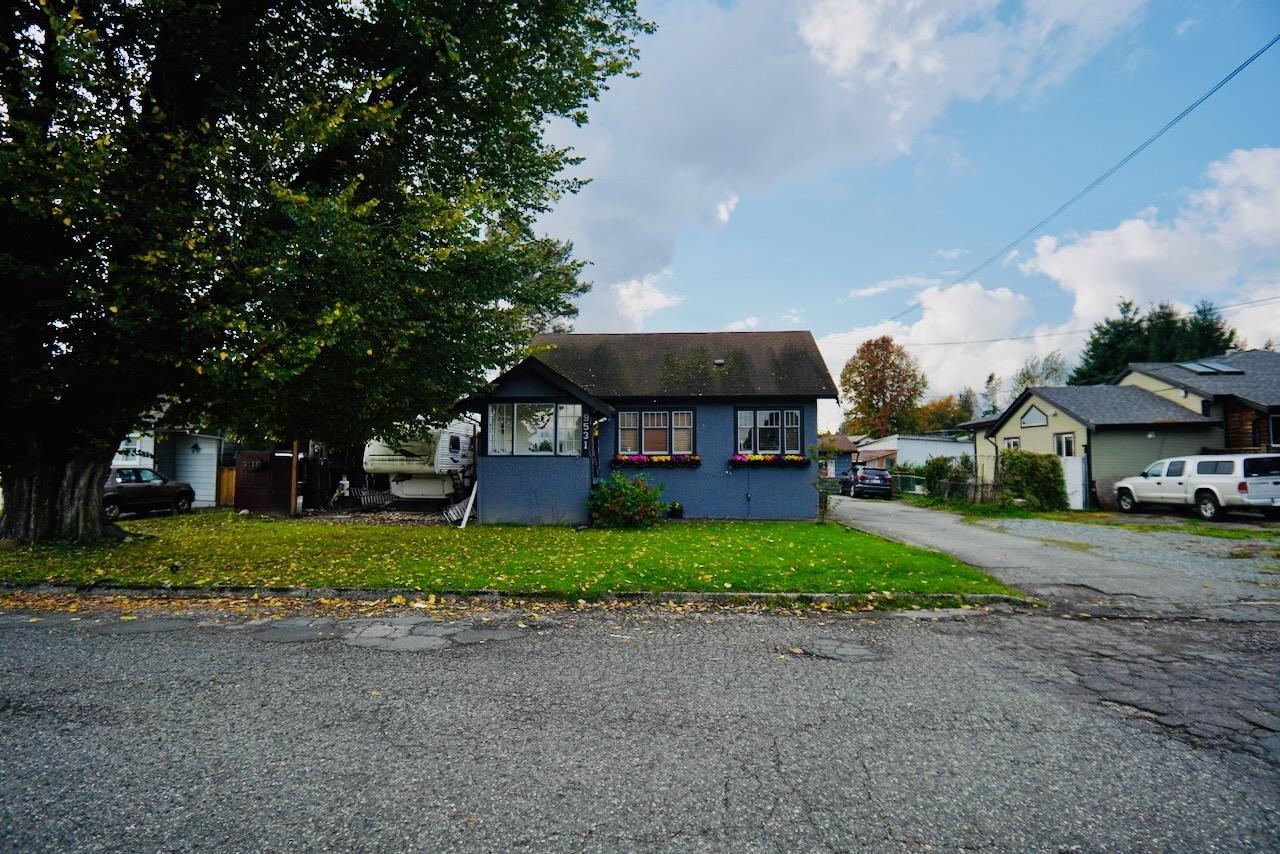 Property at 9531 WOODBINE STREET image 2