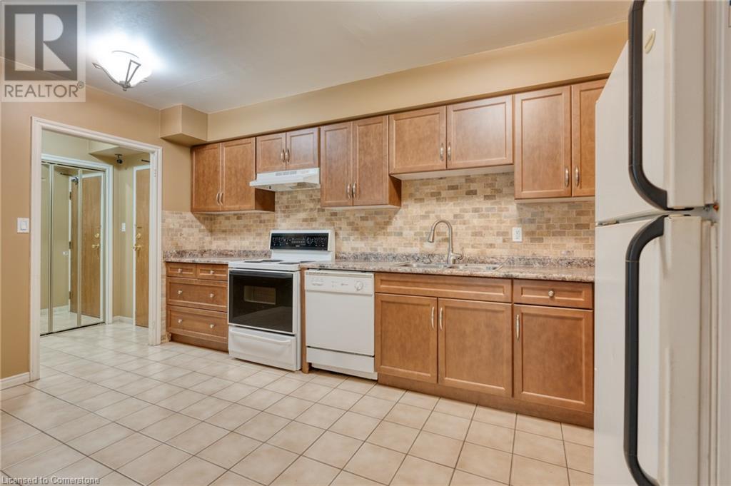 99 Donn Avenue Unit# 104, Stoney Creek, Ontario  L8G 5B2 - Photo 8 - 40670323