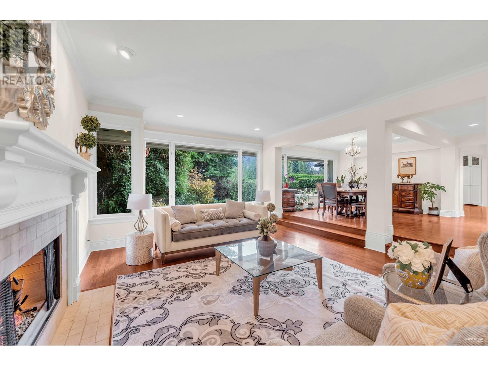 1340 Palmerston Avenue, West Vancouver, British Columbia  V7T 2H7 - Photo 3 - R2939529