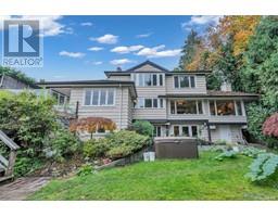 1340 PALMERSTON AVENUE, West Vancouver, British Columbia