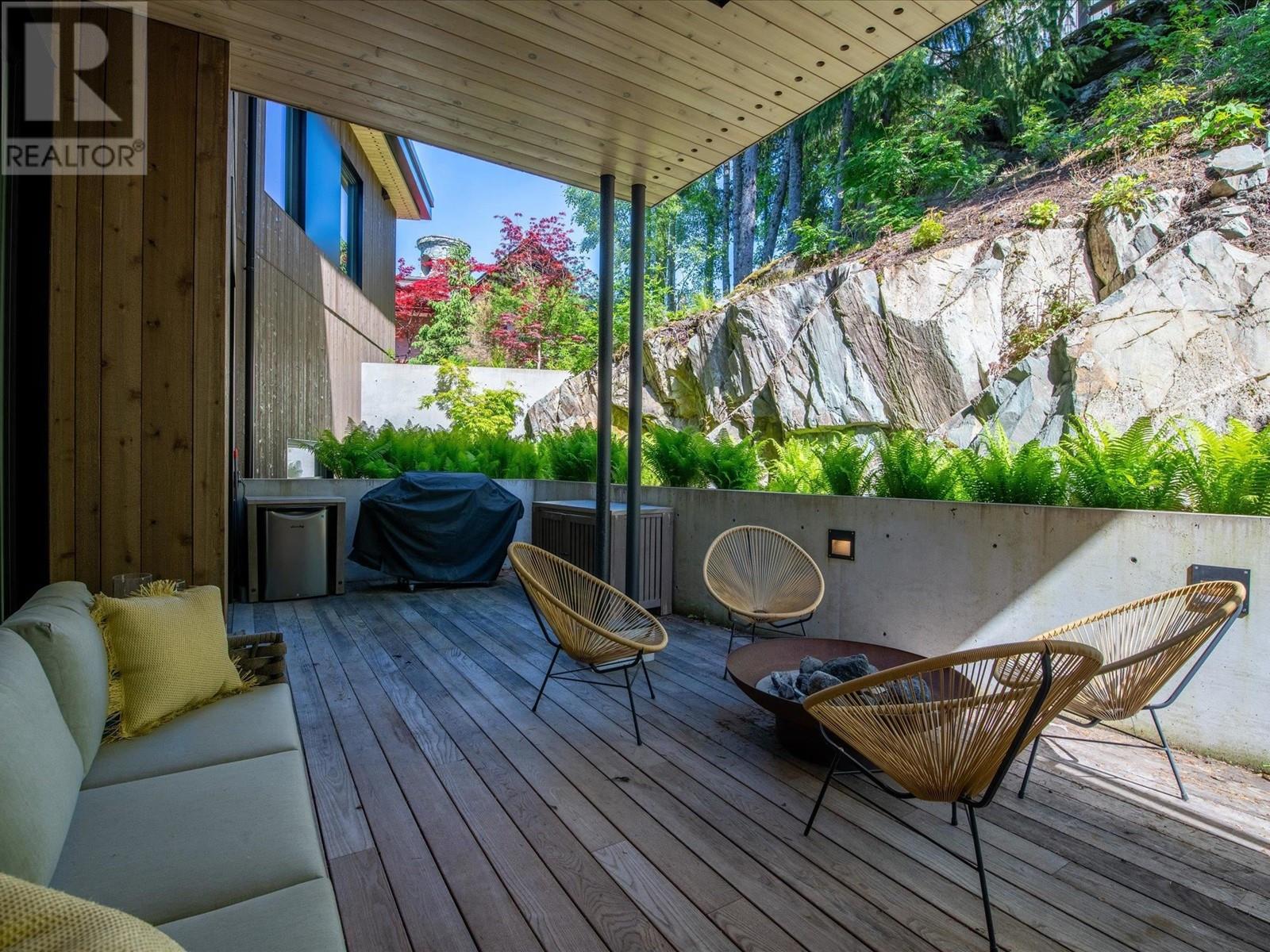 3565 Falcon Crescent, Whistler, British Columbia  V8E 0B9 - Photo 21 - R2939567