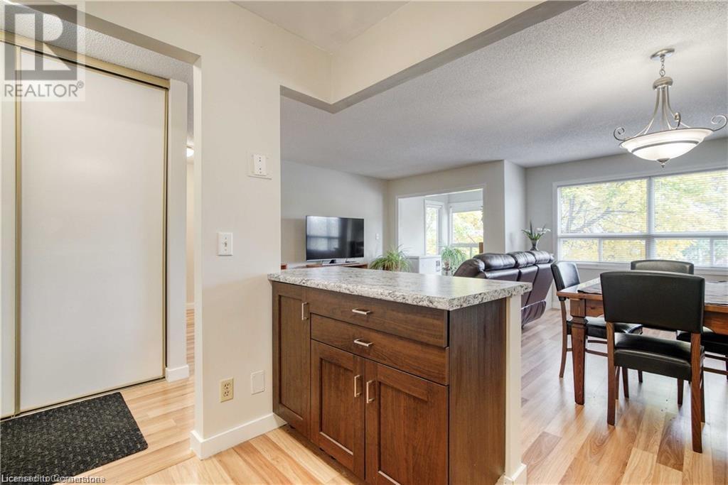 30 Hugo Crescent Unit# 211, Kitchener, Ontario  N2M 3Z2 - Photo 12 - 40670325