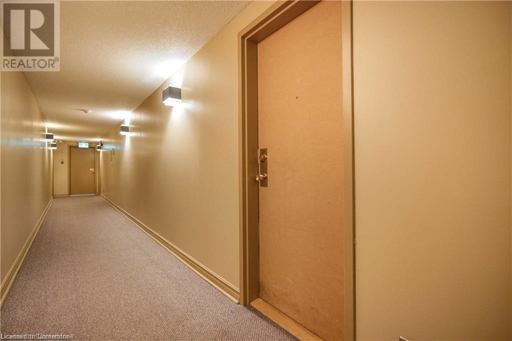 30 Hugo Crescent Unit# 211, Kitchener, Ontario  N2M 3Z2 - Photo 31 - 40670325