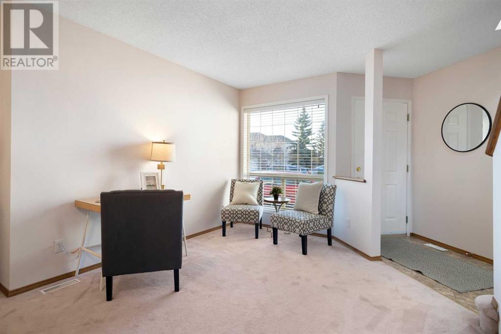 193 Citadel Circle Nw, Calgary, Alberta  T3G 4C2 - Photo 4 - A2163897