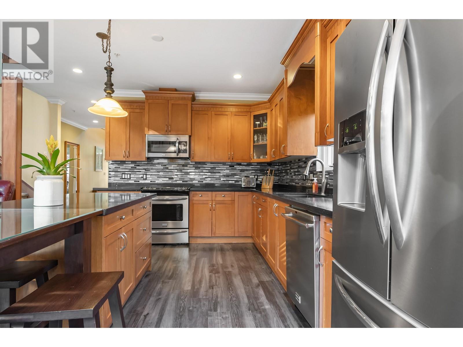 19178 117a Avenue, Pitt Meadows, British Columbia  V3Y 2R3 - Photo 10 - R2939628