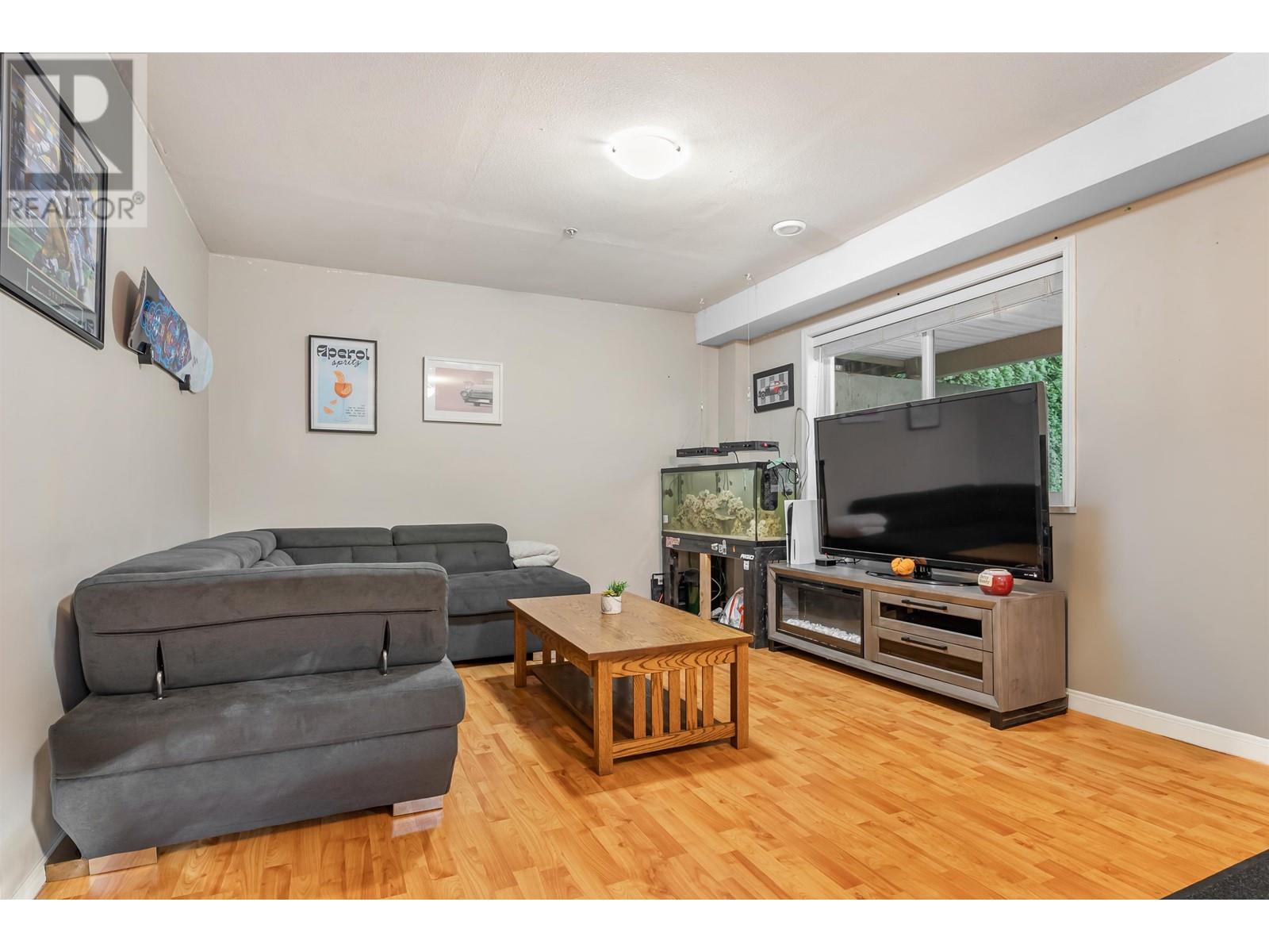 19178 117a Avenue, Pitt Meadows, British Columbia  V3Y 2R3 - Photo 31 - R2939628