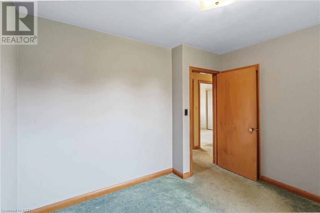 10 West Hampton Road, St. Catharines, Ontario  L2T 3E5 - Photo 19 - 40669809