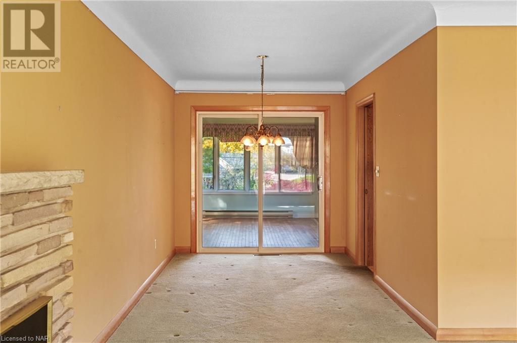 10 West Hampton Road, St. Catharines, Ontario  L2T 3E5 - Photo 6 - 40669809