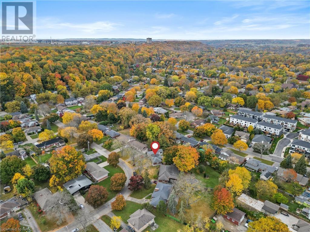 10 West Hampton Road, St. Catharines, Ontario  L2T 3E5 - Photo 33 - 40669809