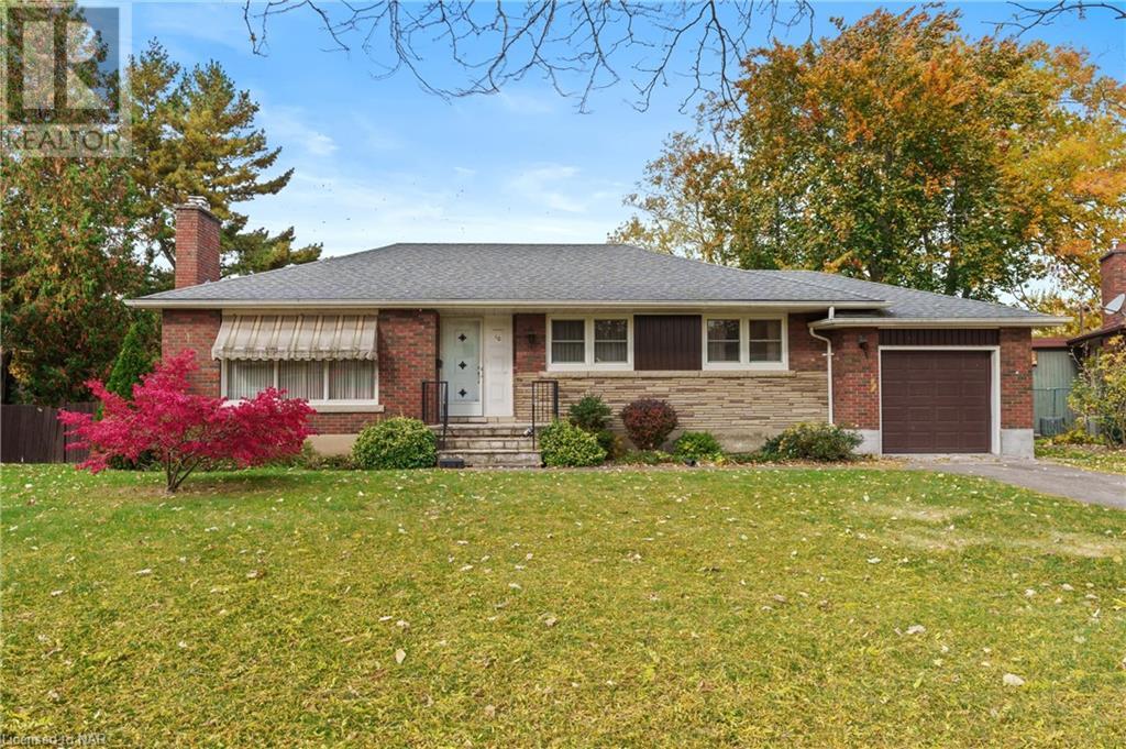 10 West Hampton Road, St. Catharines, Ontario  L2T 3E5 - Photo 1 - 40669809