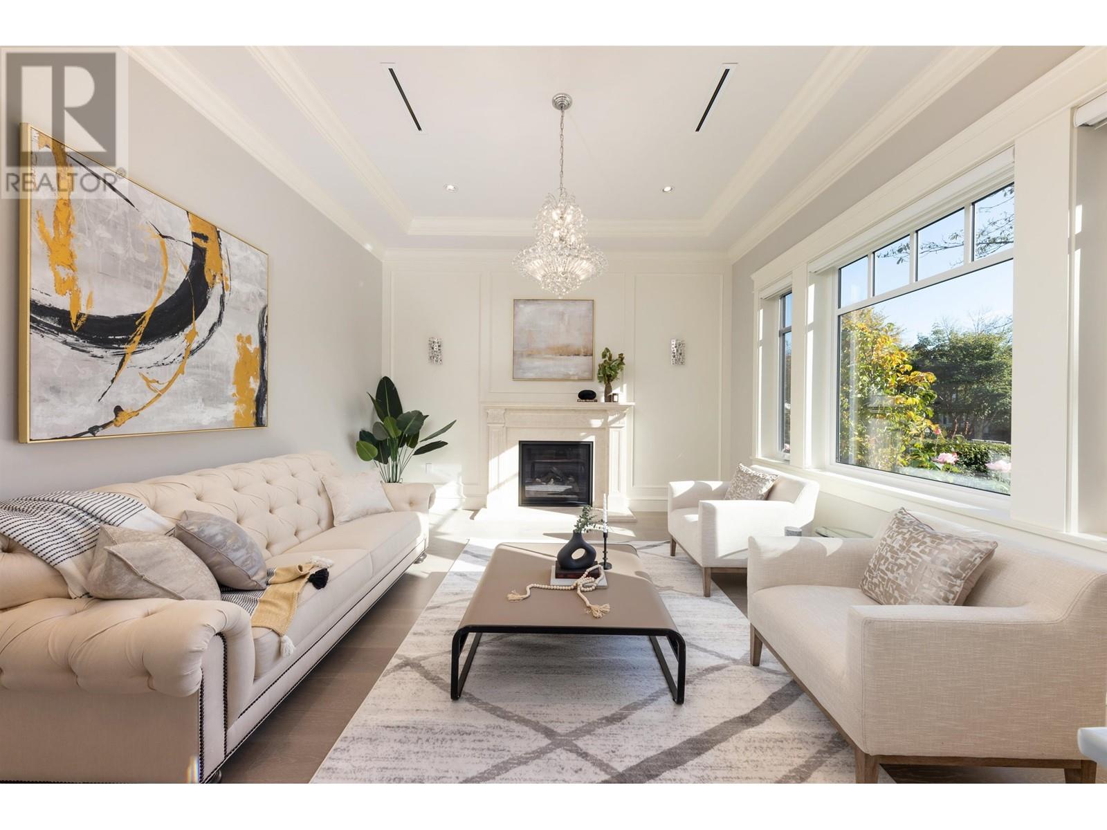 Listing Picture 5 of 32 : 3981 W 35TH AVENUE, Vancouver / 溫哥華 - 魯藝地產 Yvonne Lu Group - MLS Medallion Club Member