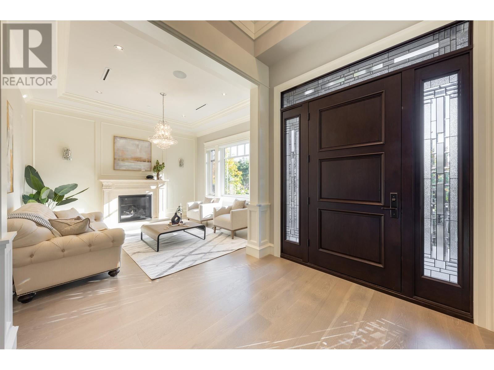 Listing Picture 4 of 32 : 3981 W 35TH AVENUE, Vancouver / 溫哥華 - 魯藝地產 Yvonne Lu Group - MLS Medallion Club Member