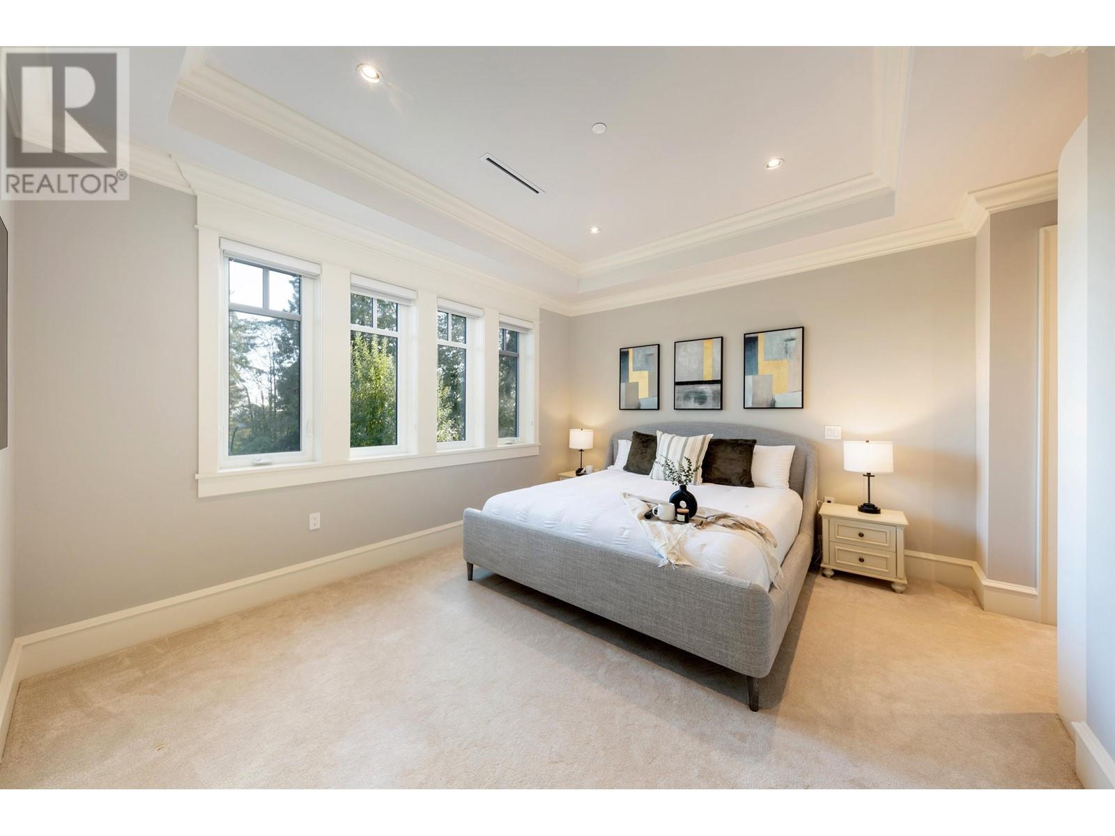 Listing Picture 23 of 32 : 3981 W 35TH AVENUE, Vancouver / 溫哥華 - 魯藝地產 Yvonne Lu Group - MLS Medallion Club Member