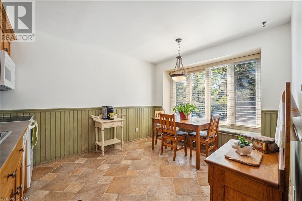 4 Fallingbrook Drive, Fonthill, Ontario  L0S 1E1 - Photo 25 - 40670094