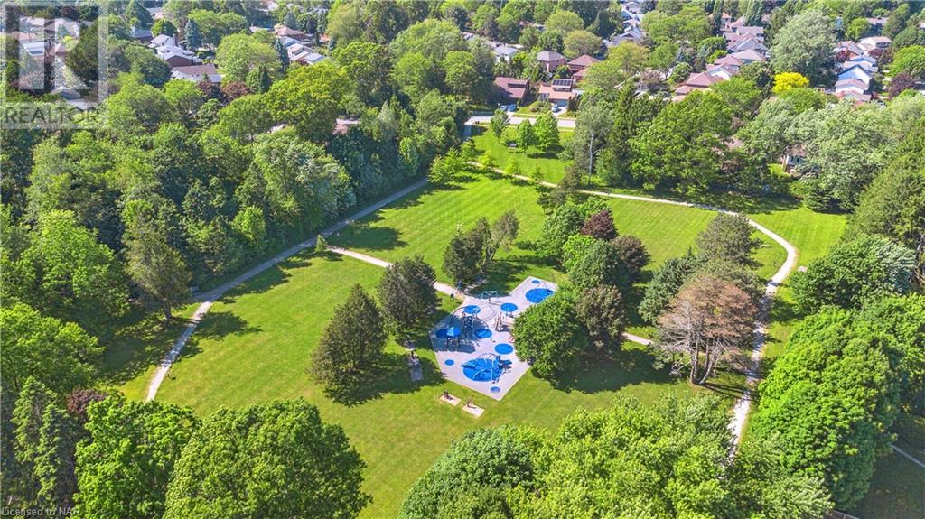 4 Fallingbrook Drive, Fonthill, Ontario  L0S 1E1 - Photo 6 - 40670094