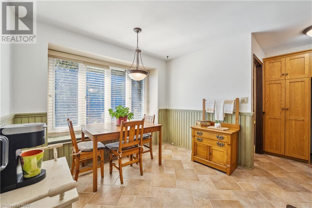 4 Fallingbrook Drive, Fonthill, Ontario  L0S 1E1 - Photo 27 - 40670094