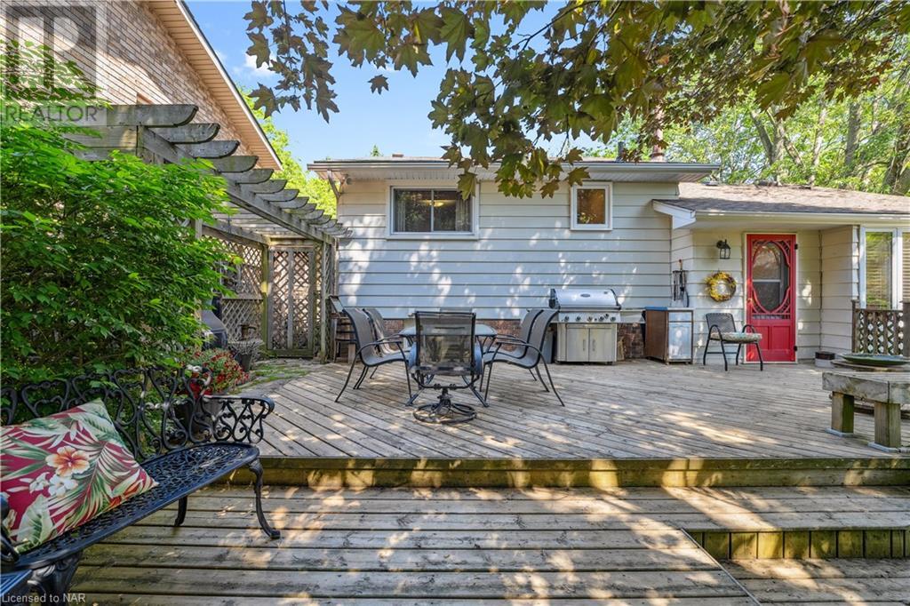 4 Fallingbrook Drive, Fonthill, Ontario  L0S 1E1 - Photo 13 - 40670094