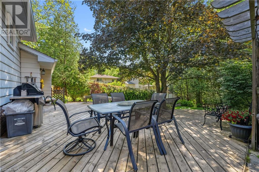 4 Fallingbrook Drive, Fonthill, Ontario  L0S 1E1 - Photo 11 - 40670094