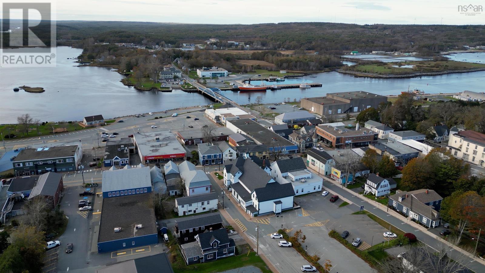 Lorem Ipsum Dol, Liverpool, Nova Scotia  B0T  - Photo 8 - DEMO26250328