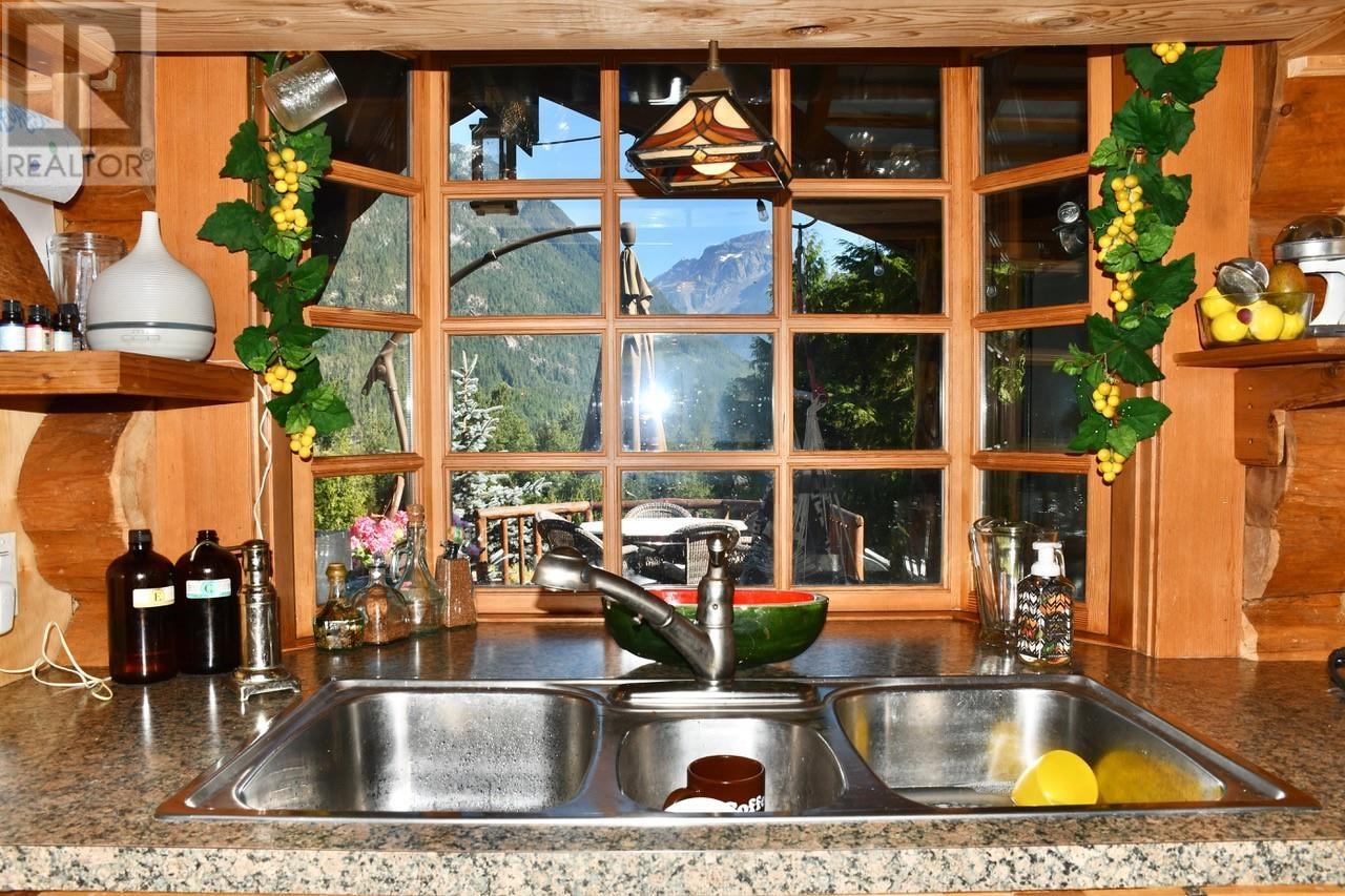 3531 Mackenzie 20 Highway, Hagensborg, British Columbia  V0T 1H0 - Photo 25 - R2922705