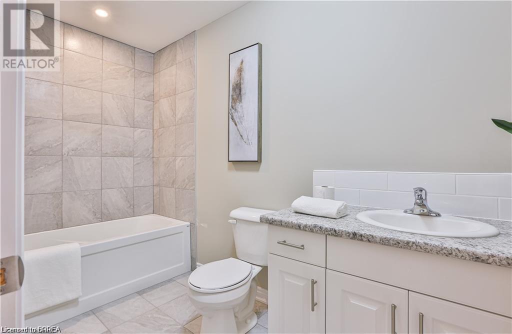 28b Grandview Street, Brantford, Ontario  N3R 2A3 - Photo 13 - 40669830