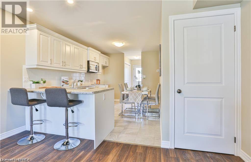 28b Grandview Street, Brantford, Ontario  N3R 2A3 - Photo 4 - 40669830