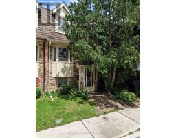 106 TORBRICK ROAD, Toronto, Ontario