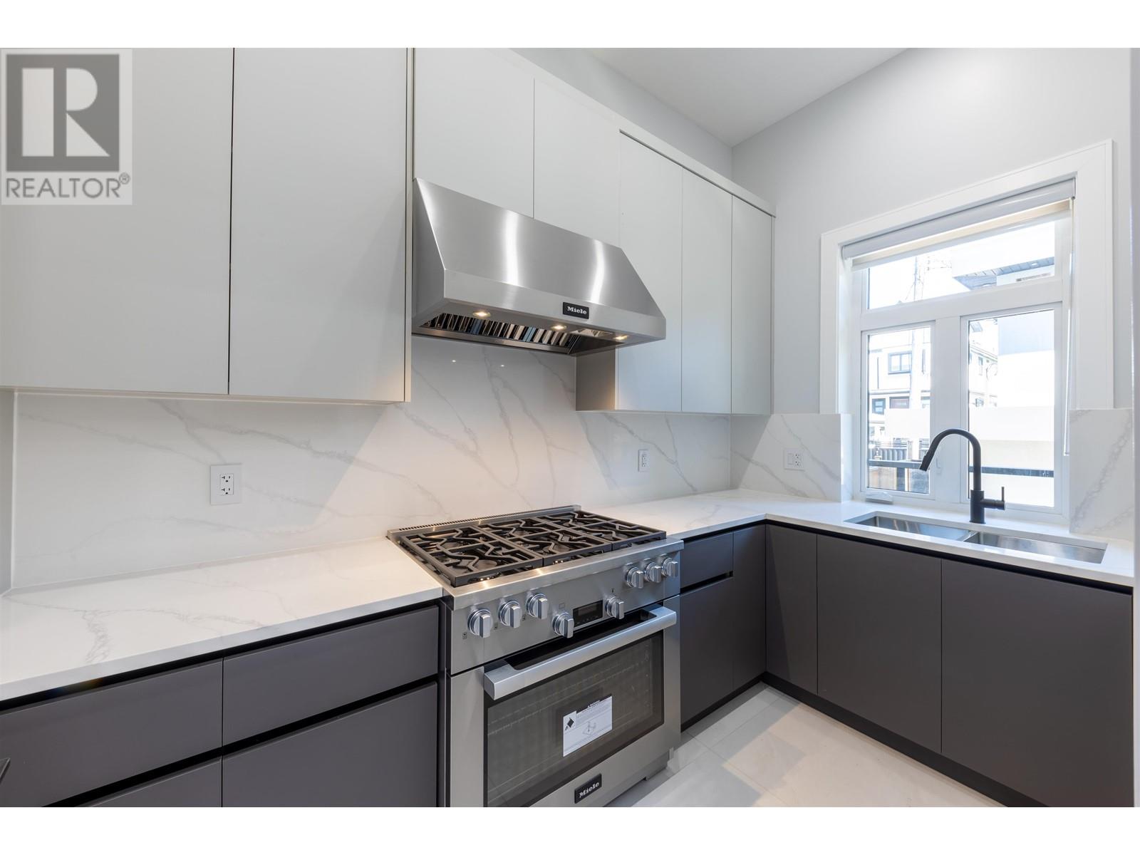 3587 Mayfair Avenue, Vancouver, British Columbia  V6N 2Z2 - Photo 10 - R2939177