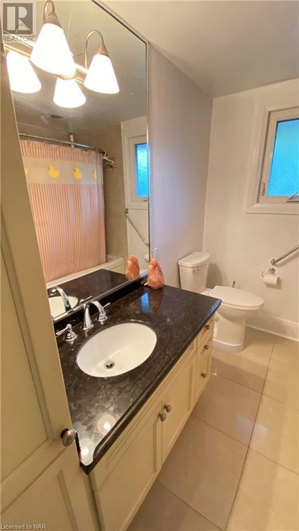 10 Adelene Crescent, St. Catharines, Ontario  L2T 3C7 - Photo 17 - 40670328