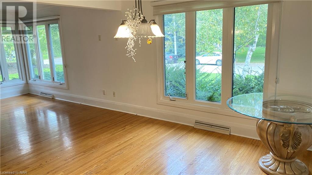 10 Adelene Crescent, St. Catharines, Ontario  L2T 3C7 - Photo 6 - 40670328