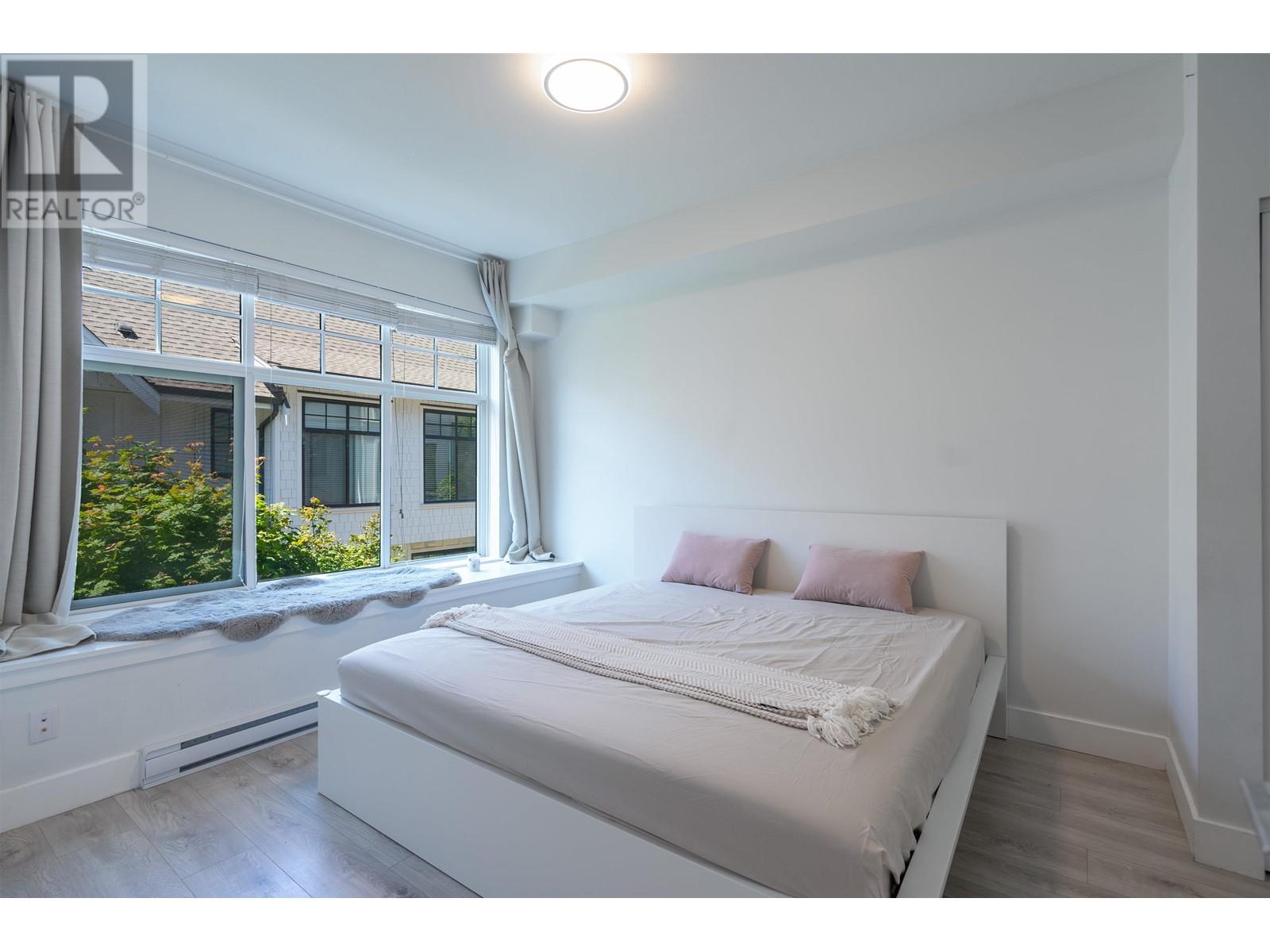 Listing Picture 11 of 31 : 3 5188 SAVILE ROW, Burnaby / 本拿比 - 魯藝地產 Yvonne Lu Group - MLS Medallion Club Member