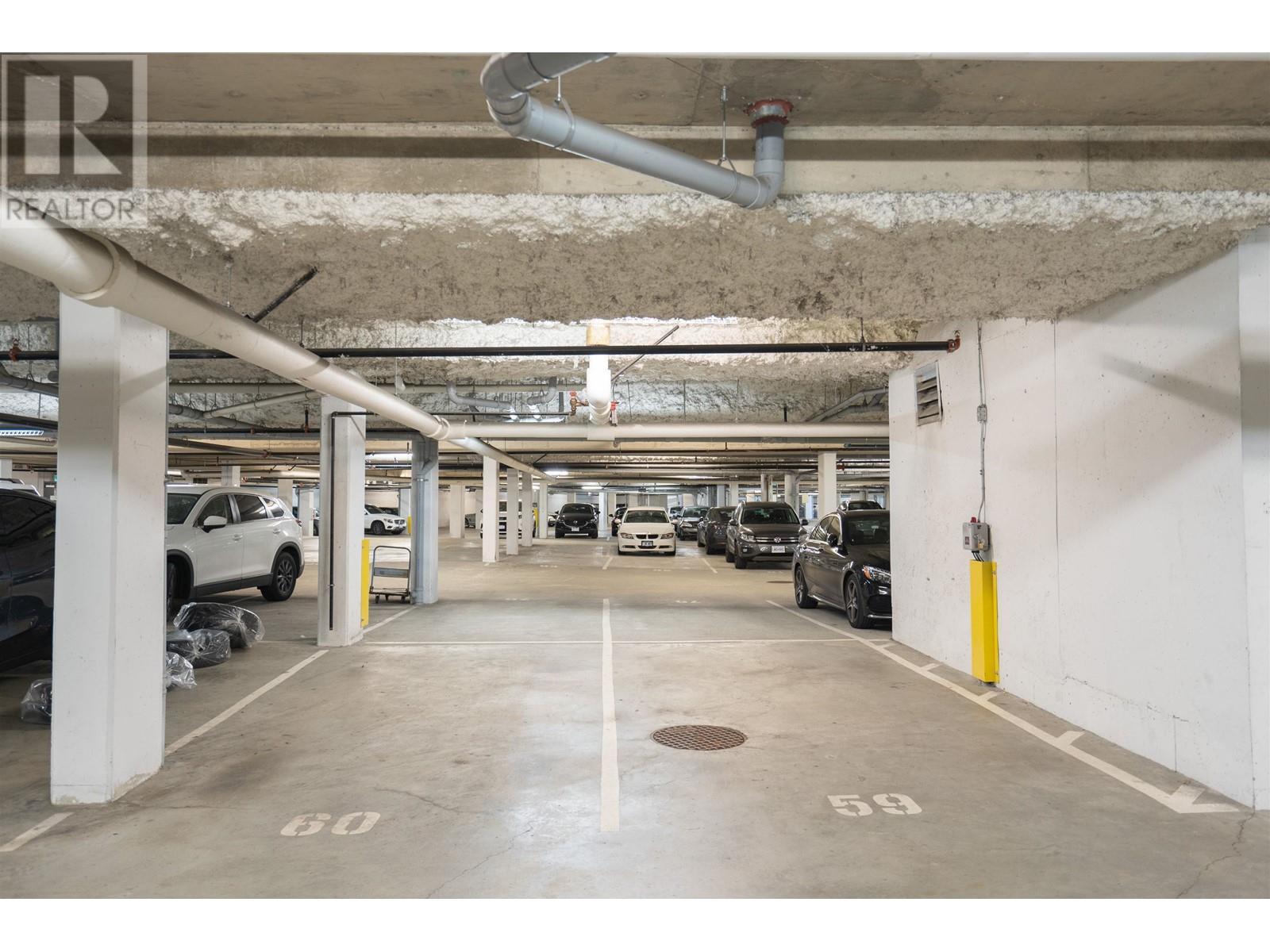 Listing Picture 21 of 31 : 3 5188 SAVILE ROW, Burnaby / 本拿比 - 魯藝地產 Yvonne Lu Group - MLS Medallion Club Member