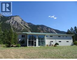 285 JONES Road, lillooet, British Columbia