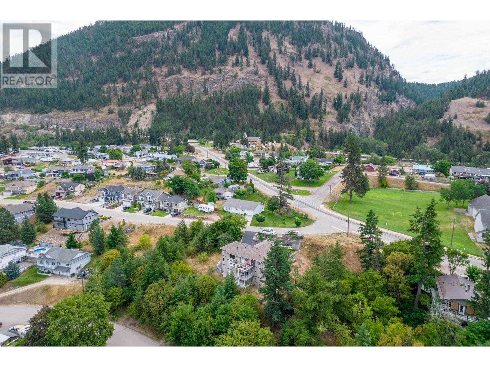 1052 Montgomery Place, Chase, British Columbia V0E 1M0 - Photo 11 - 181024