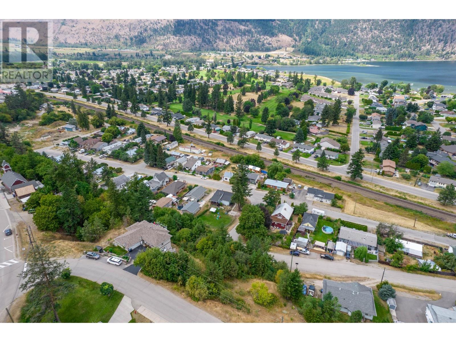 1174 Montgomery Place, Chase, British Columbia V0E 1M0 - Photo 7 - 181025