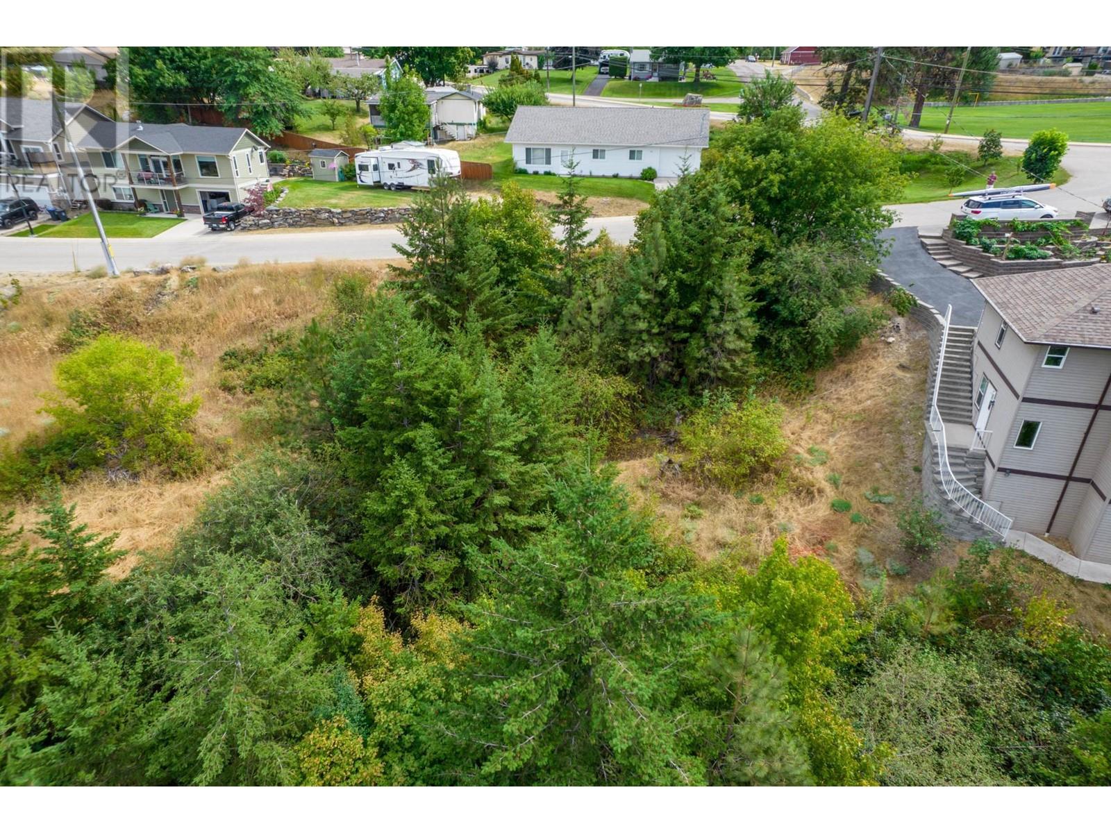 1174 Montgomery Place, Chase, British Columbia V0E 1M0 - Photo 11 - 181025