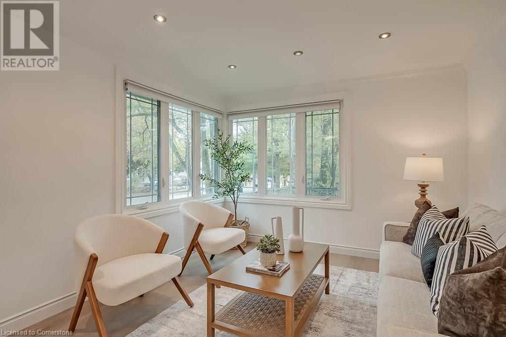 1452 Augustine Drive, Burlington, Ontario  L7P 2N2 - Photo 4 - 40670542