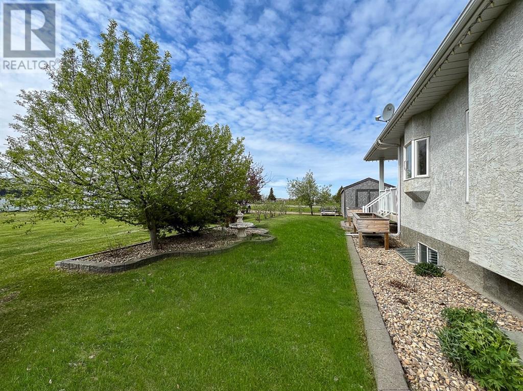 513 1st B Street Sw, Falher, Alberta  T0H 1M0 - Photo 41 - A2175855