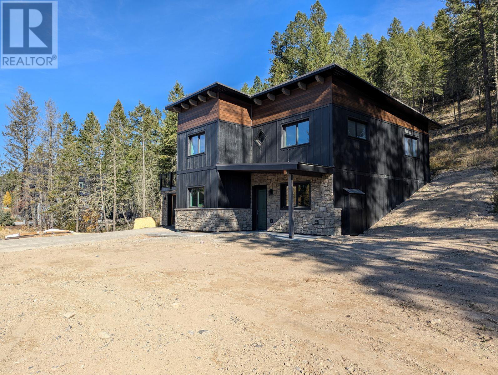 4834 MOUNTAIN VIEW Drive, fairmont hot springs, British Columbia