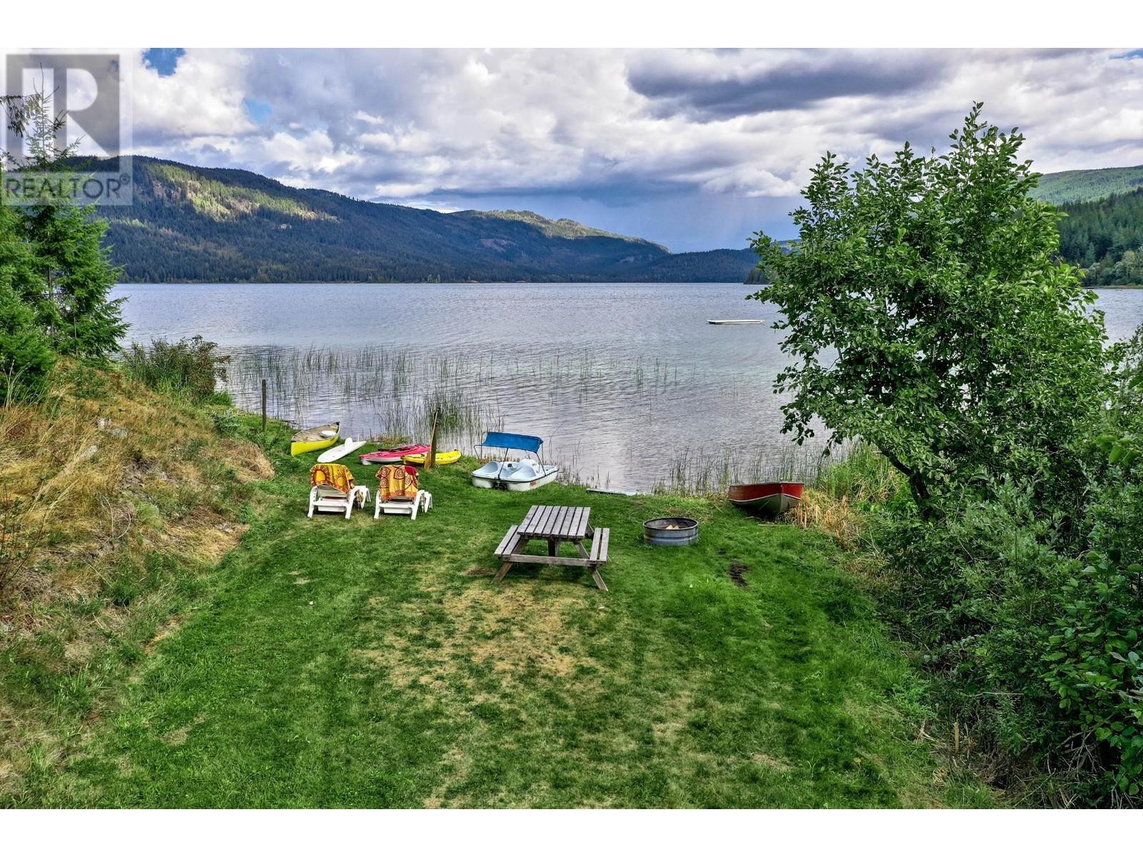 3832 Pakka  Road, South Shuswap, British Columbia  V0E 2W0 - Photo 52 - 177683