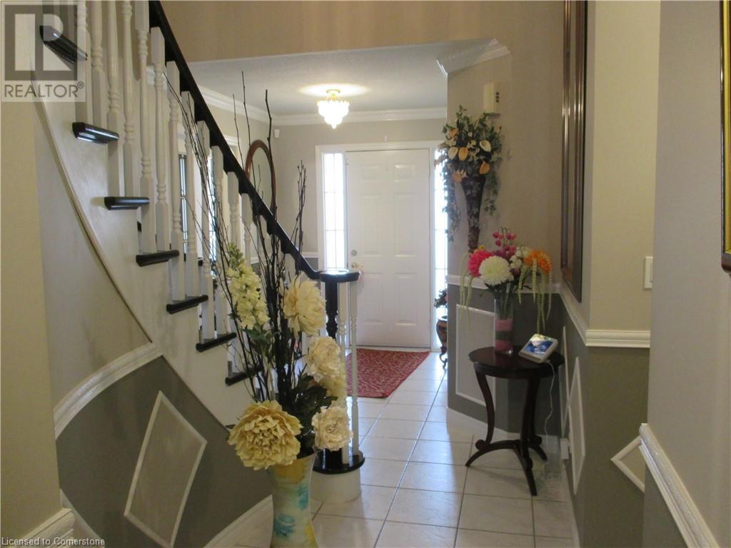 22 Resolute Drive, Hamilton, Ontario  L9A 5G4 - Photo 6 - 40670597