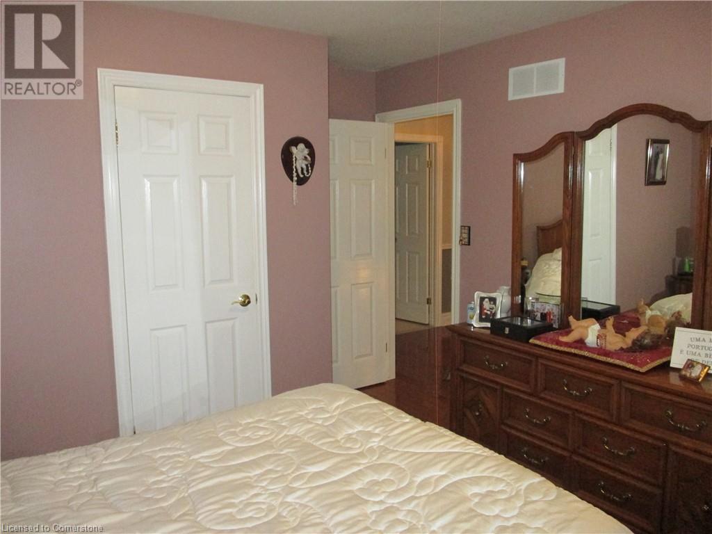 22 Resolute Drive, Hamilton, Ontario  L9A 5G4 - Photo 21 - 40670597