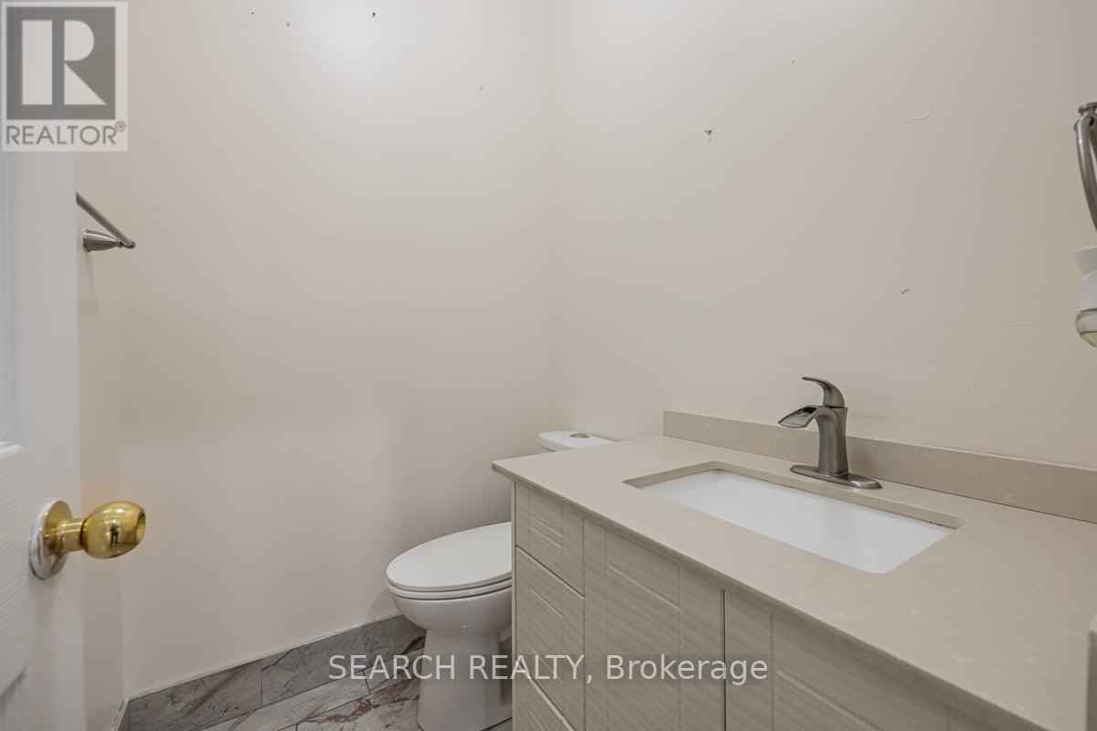 7 Homeview Road, Brampton, Ontario  L6R 2L9 - Photo 16 - W9767493